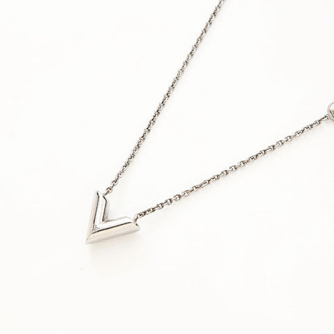 LOUIS VUITTON Essential V 2023 Necklace Silver WS14737