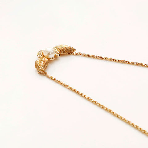 Christian Dior Leaf motif Necklace gold WS14746