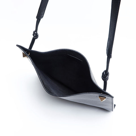 VALENTINO Logo embossed leather Shoulder Bag black WS14775