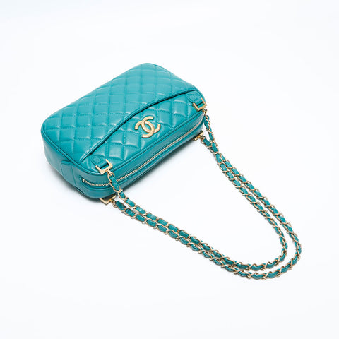 Chanel Chanel n ° 17 Matelasse Sac à épaule verte WS14808
