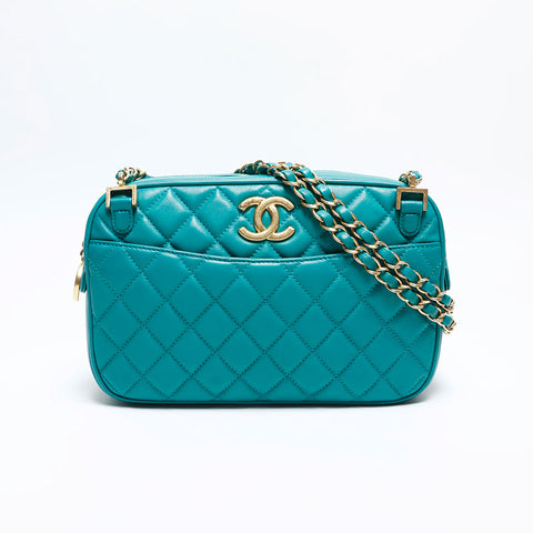Chanel Chanel n ° 17 Matelasse Sac à épaule verte WS14808