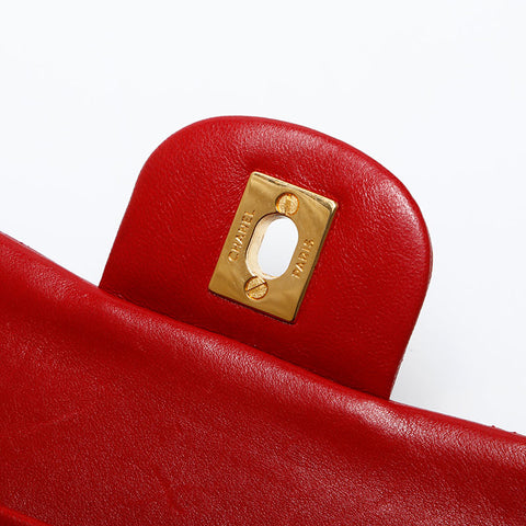 Chanel Chanel n ° 1 Double rabat à bandoulière Bagure d'épaule en peau d'agneau rouge WS14809