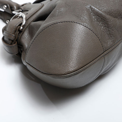 サルヴァトーレフェラガモ Salvatore Ferragamo レザー シルバー金具 ガンチーニ ショルダーバッグ グレー WS14815