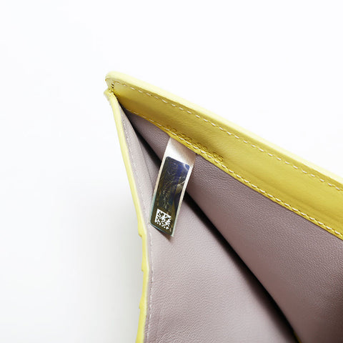Chloe Chloe Sense Logo Bi-fold Double Hook Bifold Wallet yellow WS14822