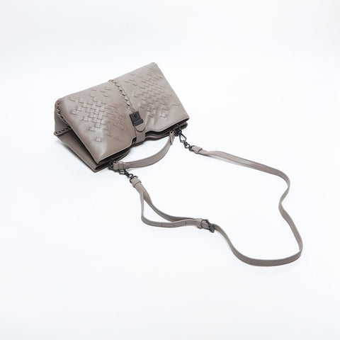 ボッテガヴェネタ BOTTEGAVENETA イントレチャート ローマ ナッパレザー ショルダーバッグ グレー WS14882