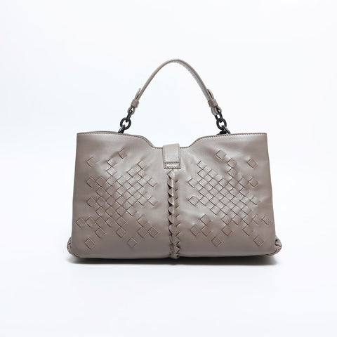 ボッテガヴェネタ BOTTEGAVENETA イントレチャート ローマ ナッパレザー ショルダーバッグ グレー WS14882