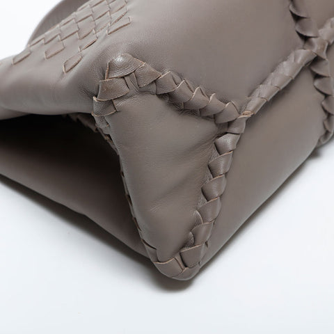 ボッテガヴェネタ BOTTEGAVENETA イントレチャート ローマ ナッパレザー ショルダーバッグ グレー WS14882
