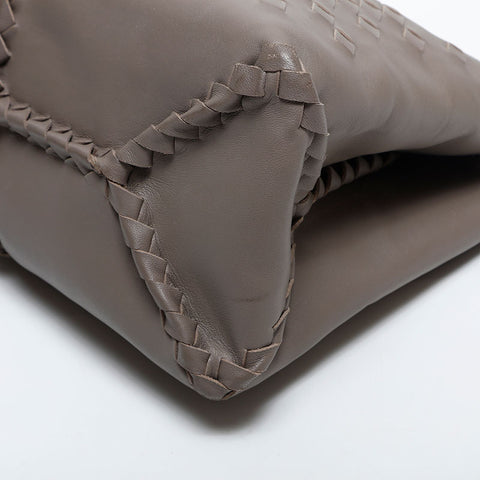 ボッテガヴェネタ BOTTEGAVENETA イントレチャート ローマ ナッパレザー ショルダーバッグ グレー WS14882
