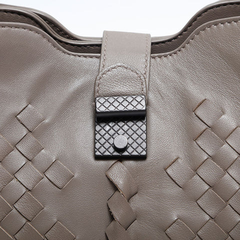 ボッテガヴェネタ BOTTEGAVENETA イントレチャート ローマ ナッパレザー ショルダーバッグ グレー WS14882