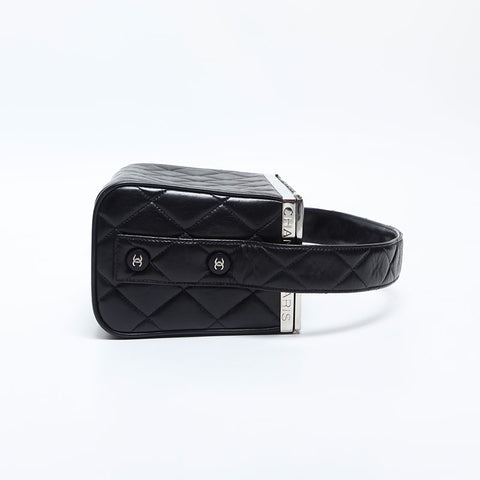CHANEL No.4 1994-1999 Vanity Lambskin Matelasse Handbag black WS14921