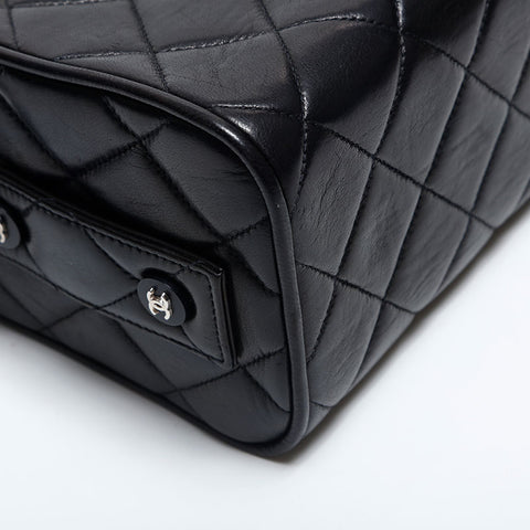 CHANEL No.4 1994-1999 Vanity Lambskin Matelasse Handbag black WS14921