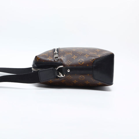 LOUIS VUITTON Monogram 2011 Torres PM Shoulder Bag Brown WS14923