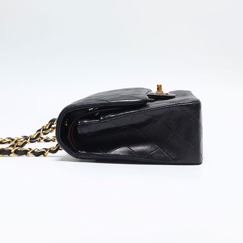CHANEL No.6 2000-2001 Matelasse 9.8" Double Flap Lambskin Shoulder Bag black WS14933