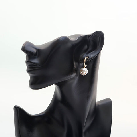 CHANEL 2022 COCO Mark Pearl Rhinestone Pierce gold WS14938