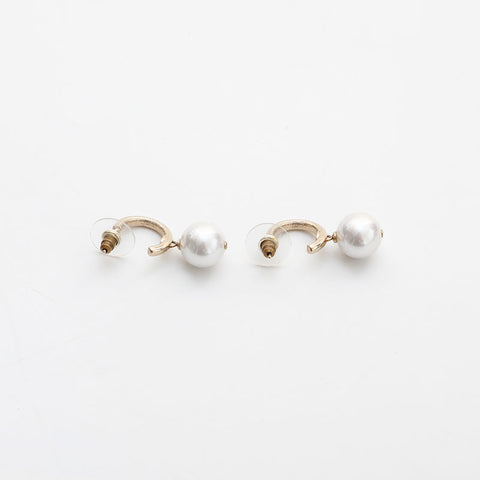 CHANEL 2022 COCO Mark Pearl Rhinestone Pierce gold WS14938