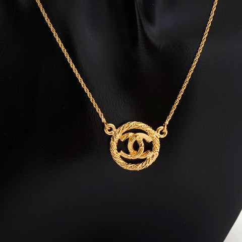 CHANEL 1980-1990s COCO Mark Round Necklace gold WS14939