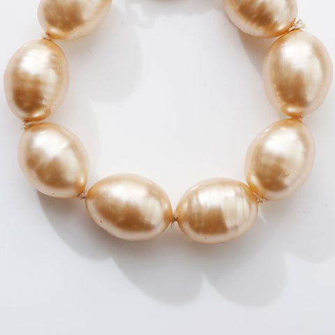 CHANEL 1993 Logo Pearl bracelet gold WS14946