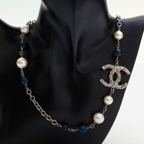 CHANEL 2014 COCO Mark Pearl Rhinestone Necklace Silver WS14950