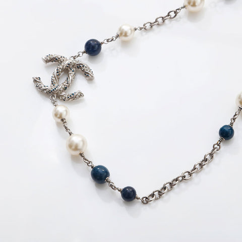 CHANEL 2014 COCO Mark Pearl Rhinestone Necklace Silver WS14950