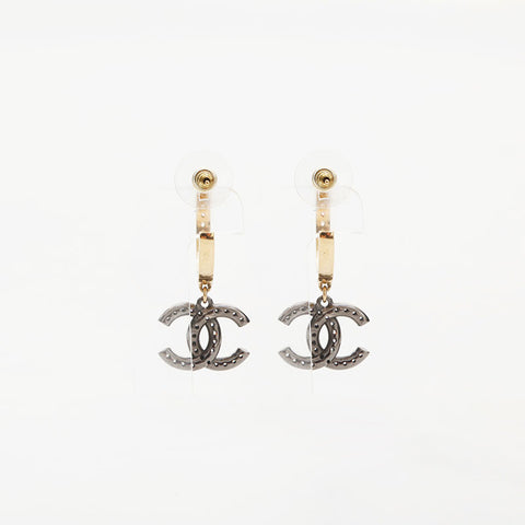CHANEL 2020 Rhinestone COCO Mark Pierce gold WS14955