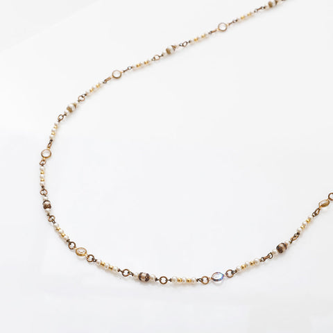 CHANEL 1970s pearl rhinestone Necklace gold WS14958