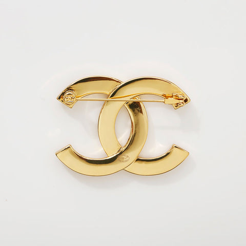 CHANEL 2023 White COCO Mark Brooch gold WS14960