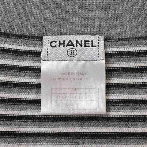 CHANEL COCO Button 07P Cotton x cashmere P30929K00459 Border Size:34 cardigan Gray x white WS15042