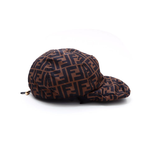 Fendi Zucca帽棕色WS1517