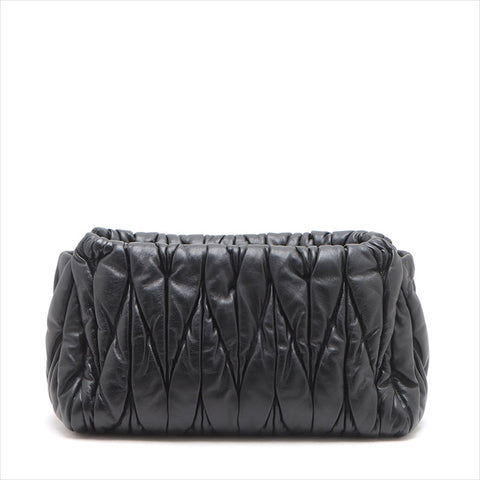 ミュウ ミュウ Miu Miu マテラッセ レザー ショルダーバッグ ブラック WS15221