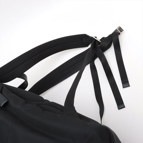 PRADA nylon testuto Backpack Â· Daypack black WS15364