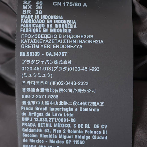 PRADA Size: 46 Triangle logo padded down 22 years Jacket black WS15414