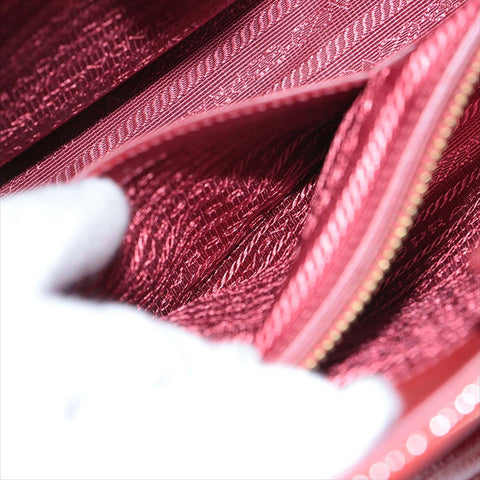 PRADA Patent leather Handbag Red WS15520