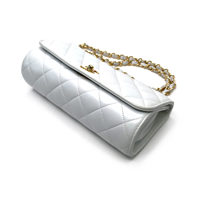 シャネル CHANEL マトラッセ チェーン ショルダーバッグ ホワイト