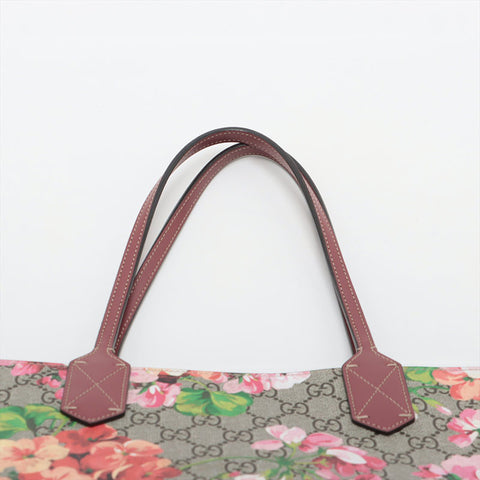 GUCCI Reversible GG Supreme Blossom Tote Bag pink WS15607