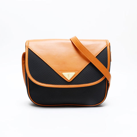 YVES SAINT LAURENT logo Shoulder Bag black WS15623