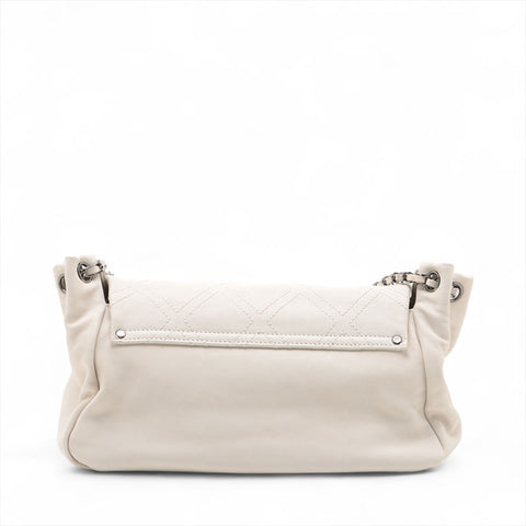 CHANEL No. 10 Wild Stitch Leather 2005-2006 Shoulder Bag white WS15624