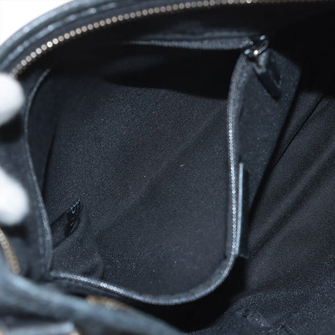 GUCCI GG canvas Shoulder Bag black WS15681