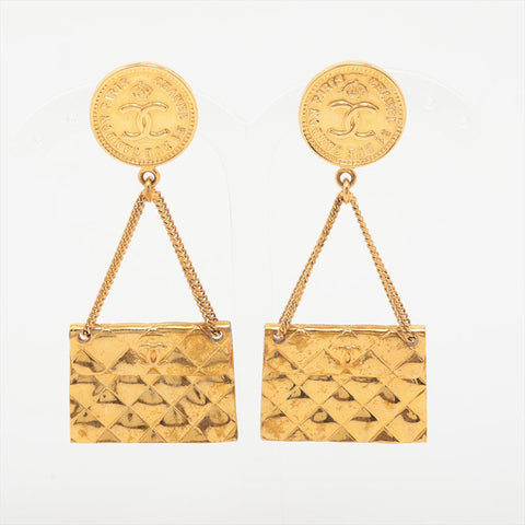 CHANEL 96P Matelasse Medallion Coin Rue Cambom Earring gold WS15729