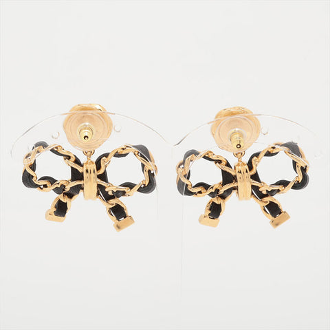 CHANEL Ribbon I22A 2022 Pierce gold WS15752