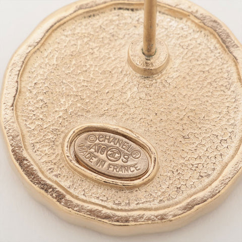 CHANEL A19S 2019 COCO Mark Round Heart Pierce gold WS15761