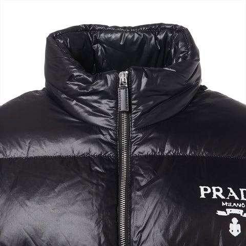 プラダ PRADA Size:S フェザー ダウン 2022AW ロゴ ジャケット ブラック WS15885