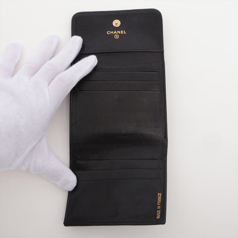 CHANEL Caviar COCO Mark Compact No. 8 2002-2003 Tri-fold wallet black WS15968