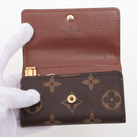 LOUIS VUITTON Multicles 6 monogram Key holder Brown WS16051