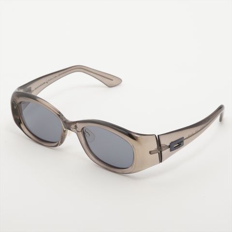 GUCCI sunglasses gray WS16068