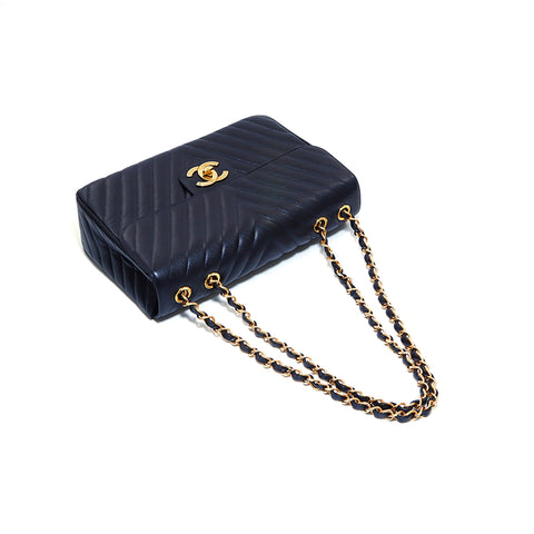 Chanel Coco Mark Large Matelasse Caviar Skin Gold Hardware No. 2 1992s Sac d'épaule vintage Utilisé Classic Black WS1609