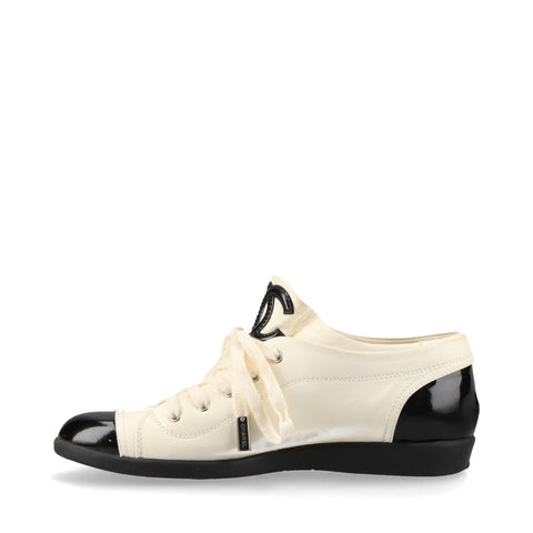 CHANEL Leather COCO Mark low cut shoes around 9.1" sneakers Ivory WS16157