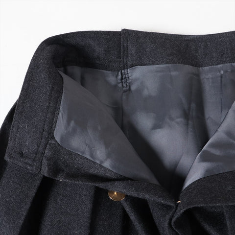 VERSACE Wool skirt with lion buttons, size 38 setup gray WS16239