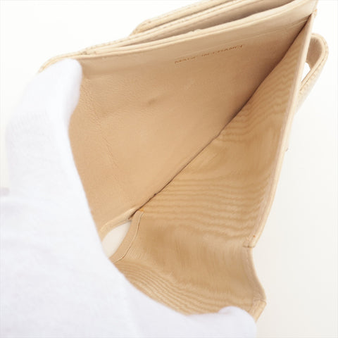 CHANEL No. 7 2002-2003 Caviar Skin COCO Mark Tri-fold wallet white WS16332