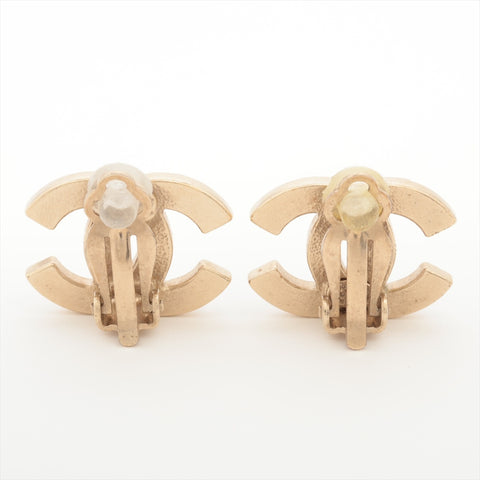 CHANEL 10C 2010 COCO Mark Earring Champagne Gold WS16353