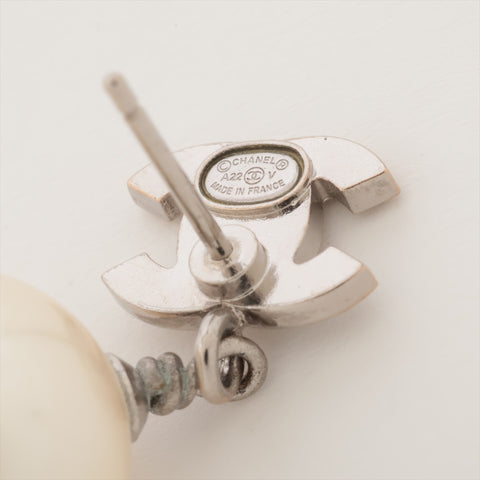 CHANEL A22V 2022 COCO Mark Pearl Drop Pierce Silver WS16364